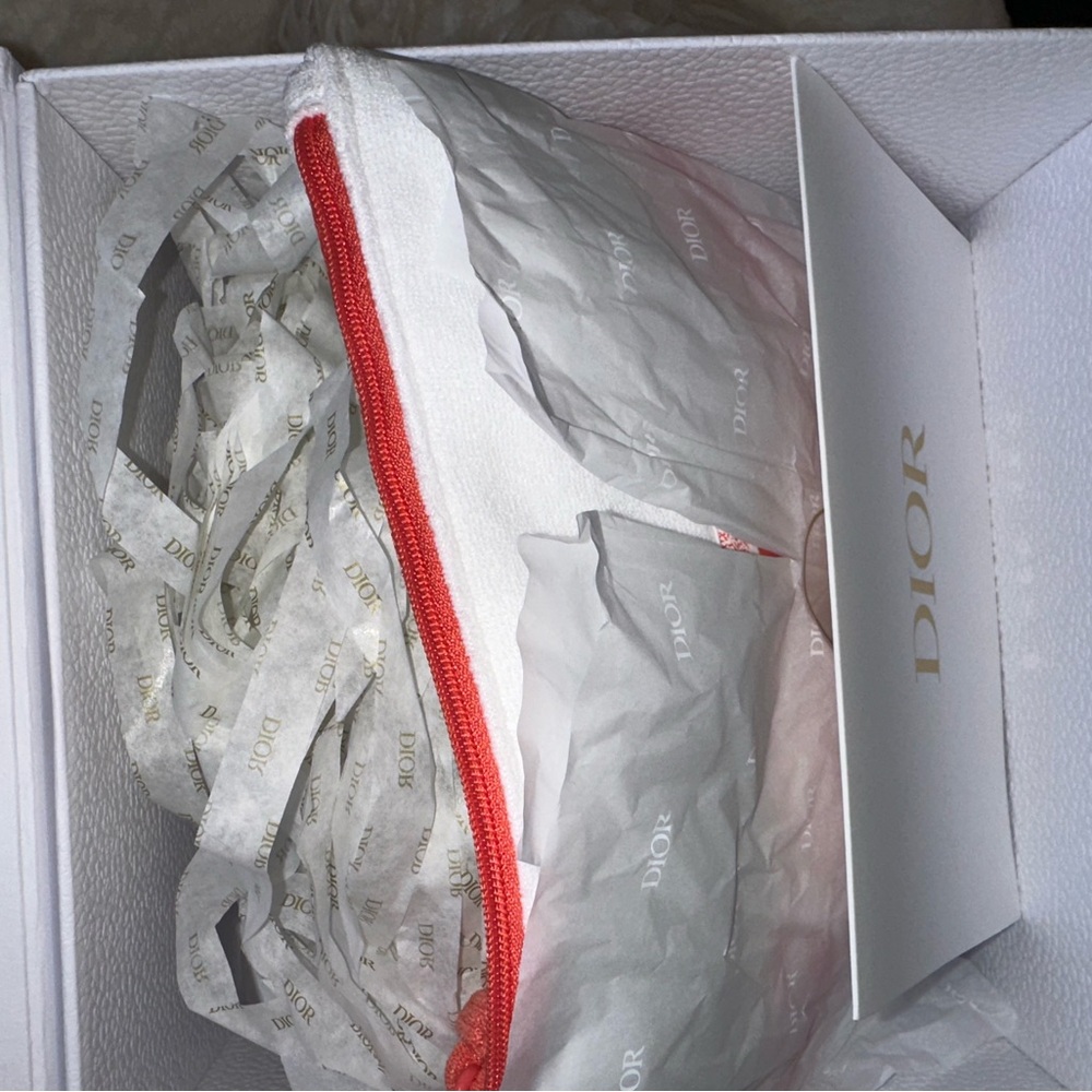 Christian Dior White and Red Pouch - Picture 7 of 9
